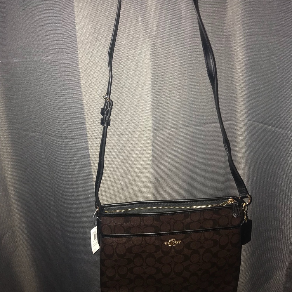 Classic brown coach logo crossbody bag - Picture 4 of 4